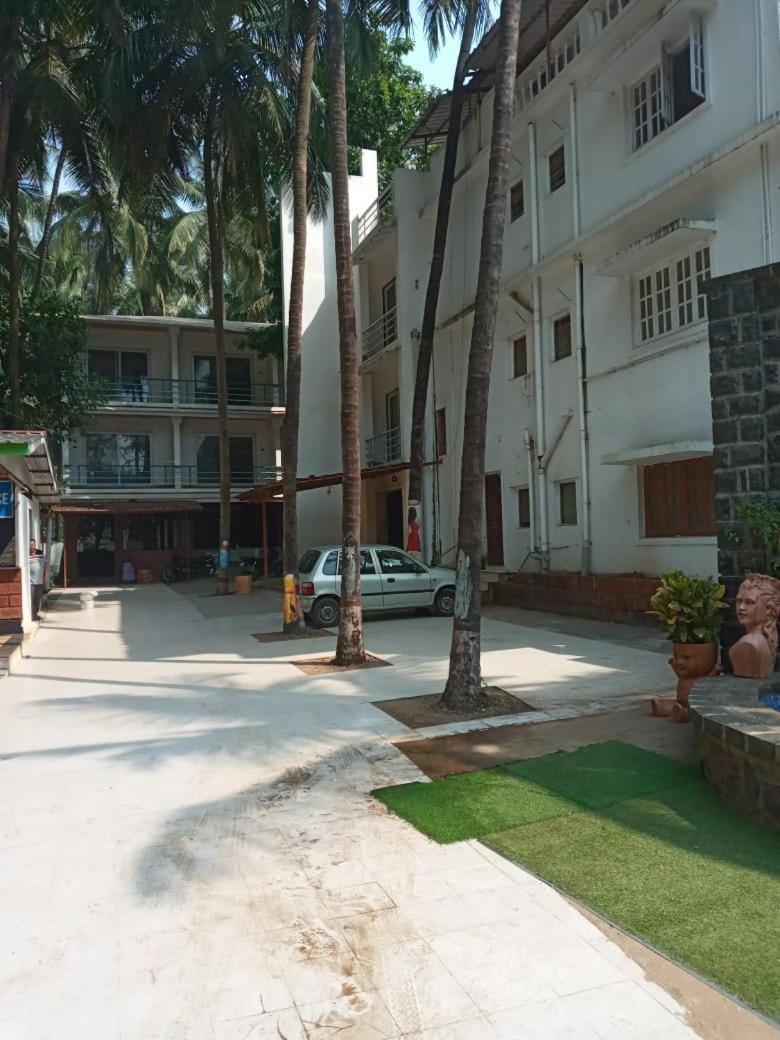 Pure Veg Panchvati Resort On Nagoan Beach 1 Min Distance Alībāg Exterior foto